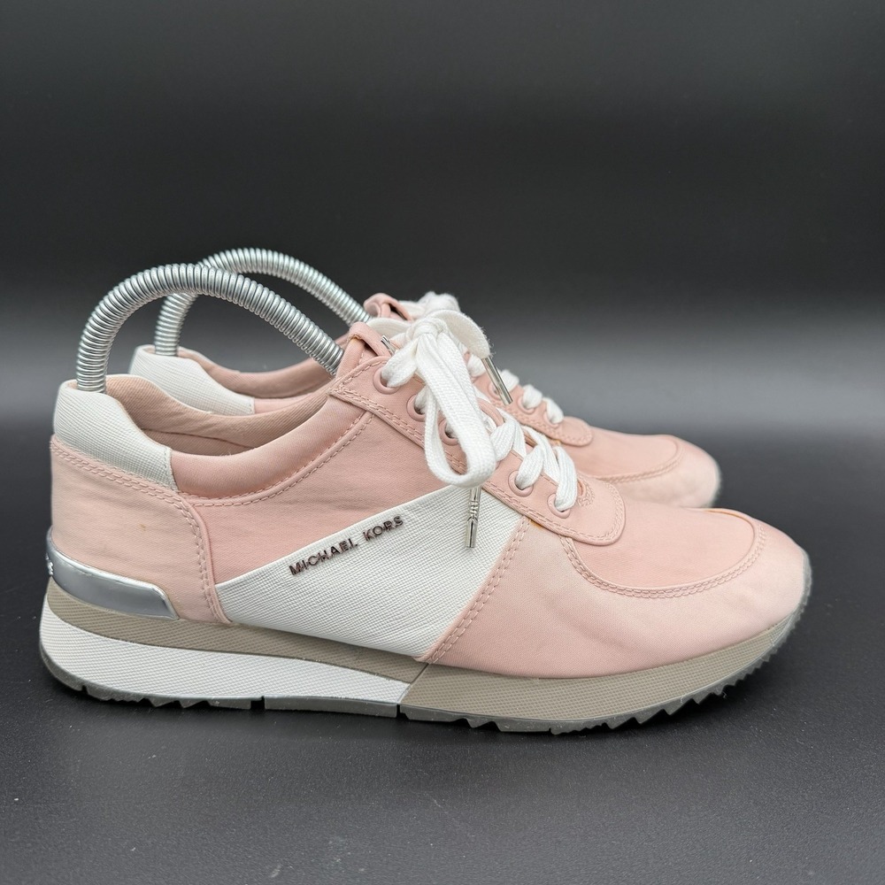 Michael Kors Women's Size 8.5 Shoes Pink Salmon